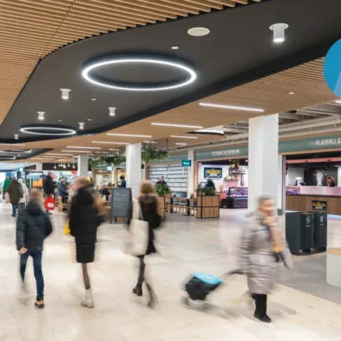 Led verlichting in winkelcentrum Sterrenburg in Dordrecht